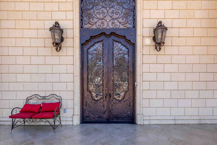 Valley Palms gallery image 4