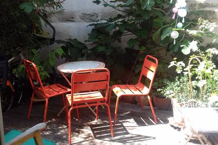 Maison au calme intra muros Avignon