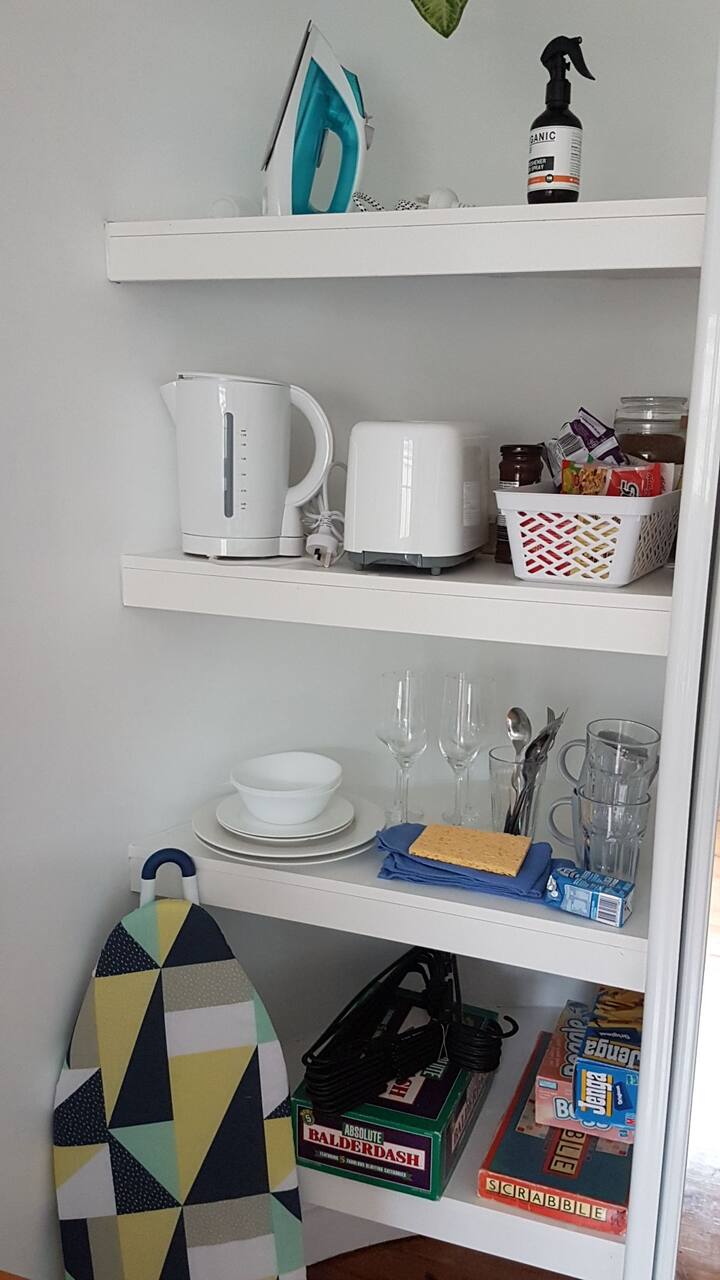 Coastal Grevillea Studio Retreat Guest Suite - Central Coast