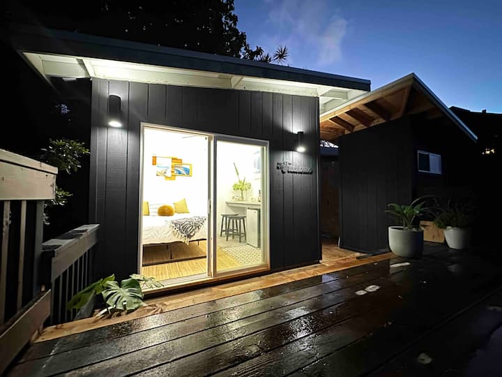 The Orange Tree House (Hale Alani Lāau) - Haleiwa, HI