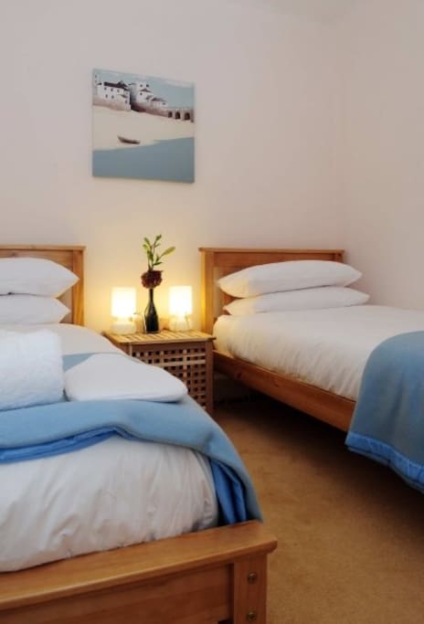 Guest bedroom