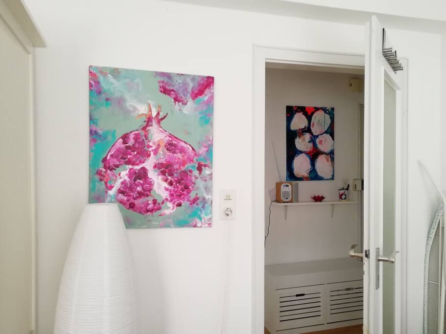Dein Zimmer mit Gemälde