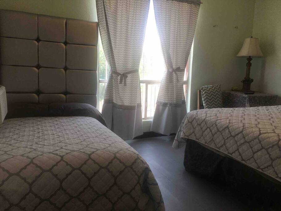 Recámara con ventana
