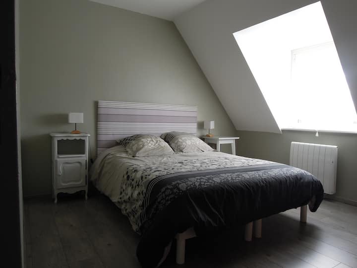 Chambre 2, tamaño queen iluminado