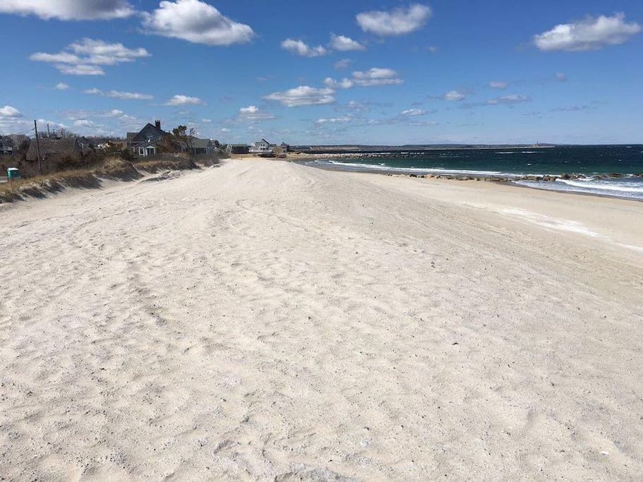 July, 2016 - Beautifully restored Town Neck Beach is a 12 minute walk from our house. It's on Cape Cod Bay meaning the water is generally warmer. In the distance is Cape Cod Canal where boats of all kinds come and go.