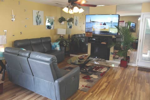 Popular Airbnb listing: Perfect 2 Couple Retreat in Hanahan