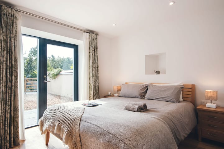 Chini ya ghorofa ya chini ensuite mfalme