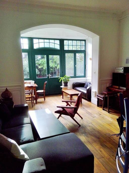 Salon