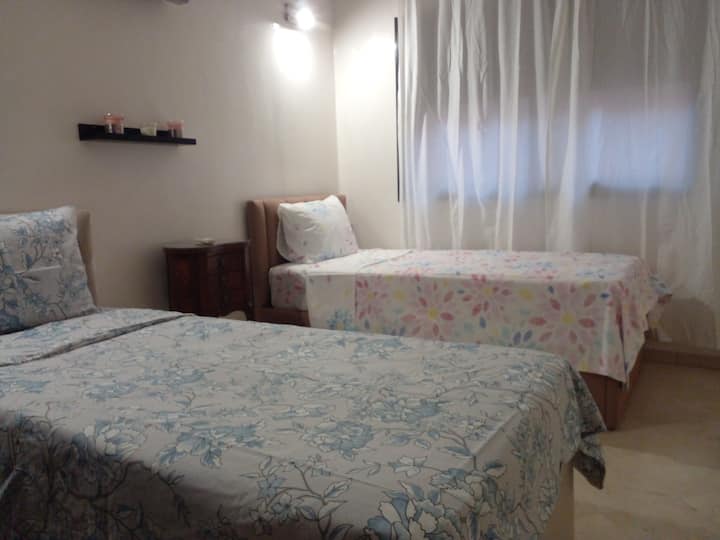 غرفة النوم 2