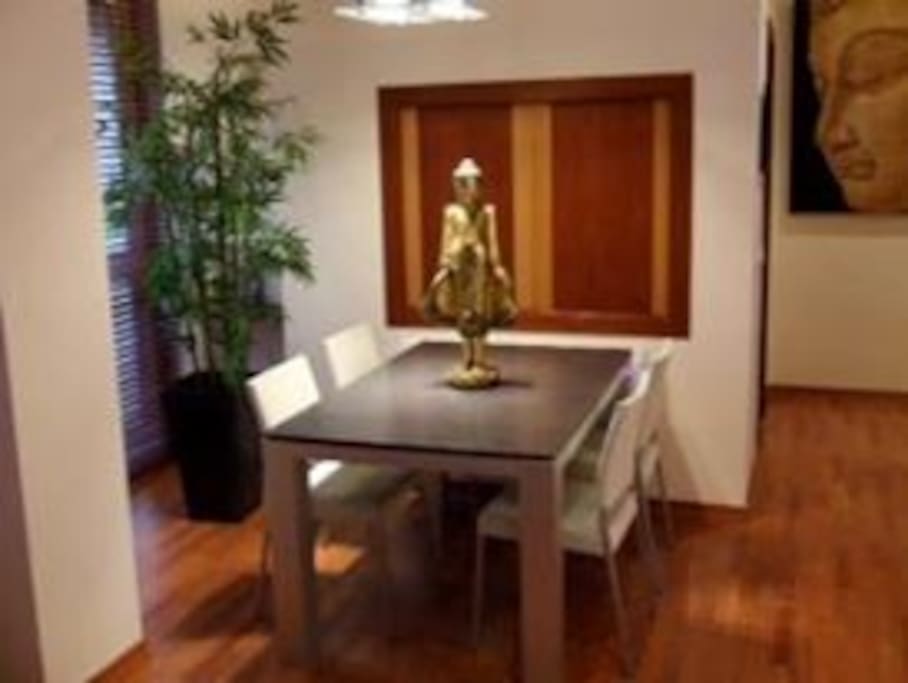 comedor con sofa y cheslon