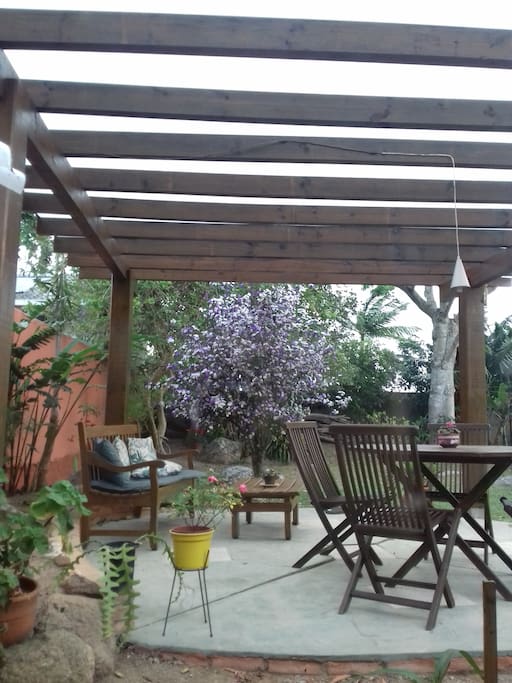 Pergolado no jardim
