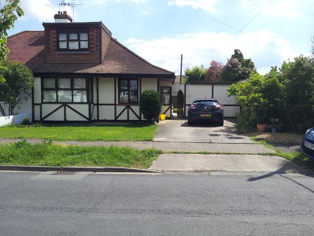 Rooms To Rent Canvey Island Rooms To Rent Canvey Island