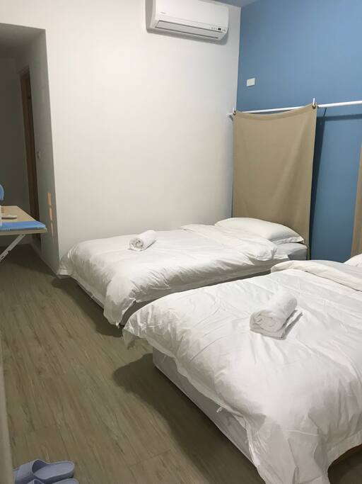 Ensuite 2B (twin bed with private balcony)
套房2B (獨立衛浴/陽台)