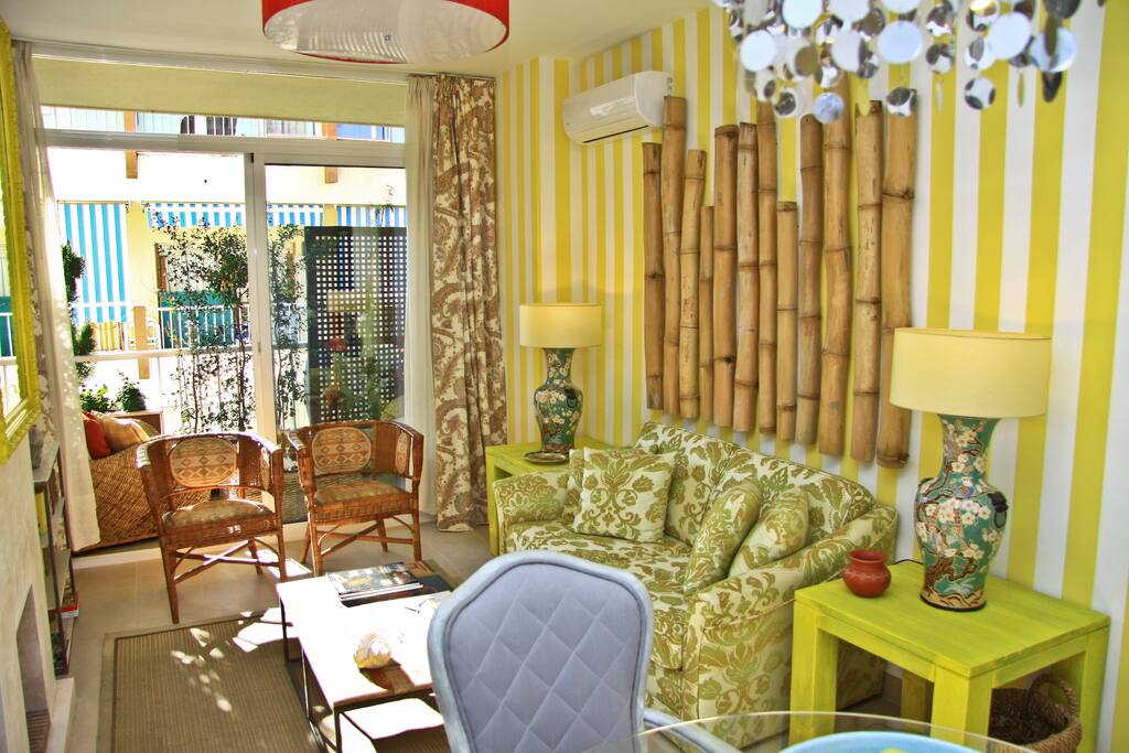Salon