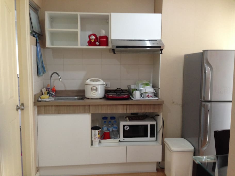 Built-in kitchen with appliances