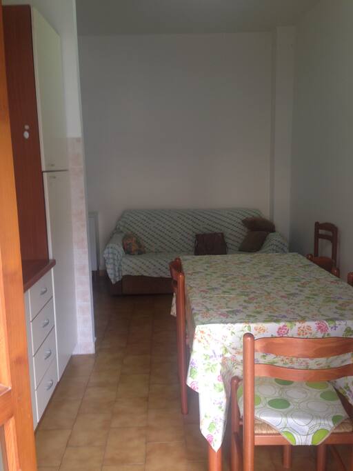 Soggiorno/divano letto (apribile)
