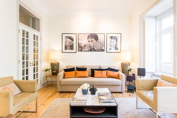 Nice Apartment, Three Suites and Terrace, Lisbon Center gallery image 2