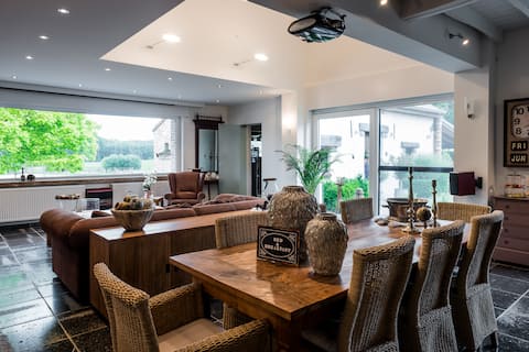 Beautiful and contemporary vacation home