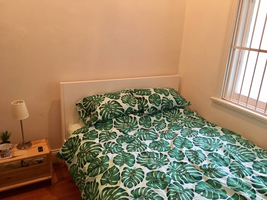 Queen bed
