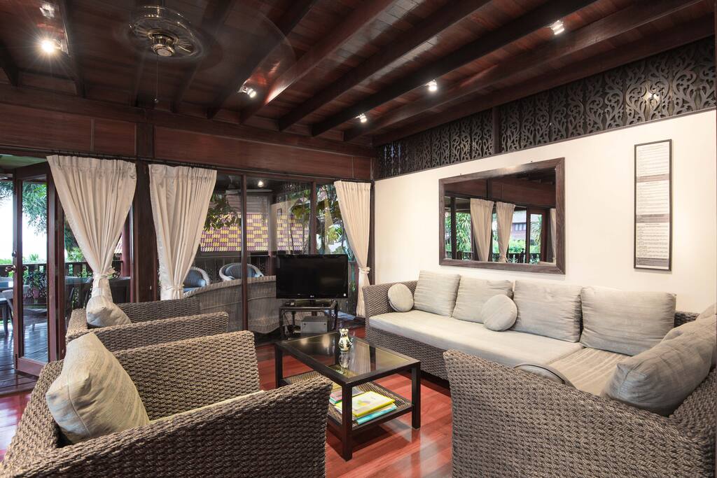 sitting area