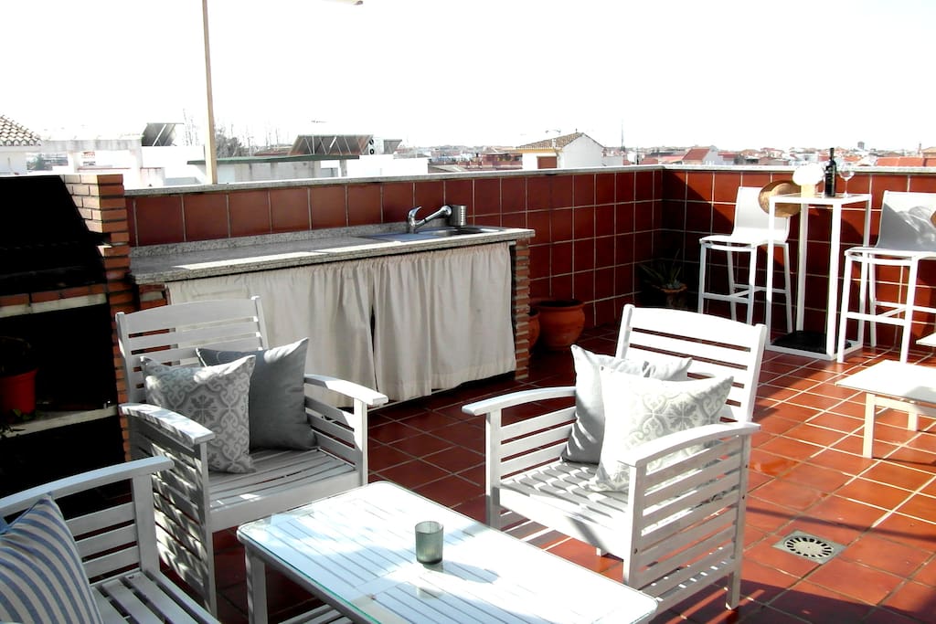 PRIVATE FULL EQUIPED TERRACE