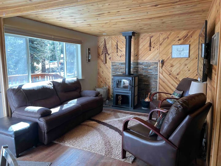 The Coziest Cabin | Duck Creeks Relaxation Retreat - Duck Creek Village, UT