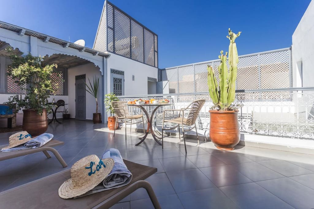 Terrasse ensoleillée du Riad