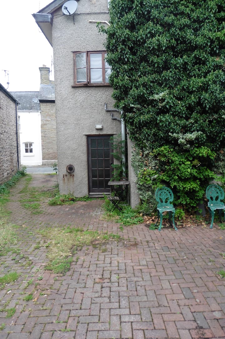 Authors' Hideaway Apartments for Rent in HayonWye, Wales, United