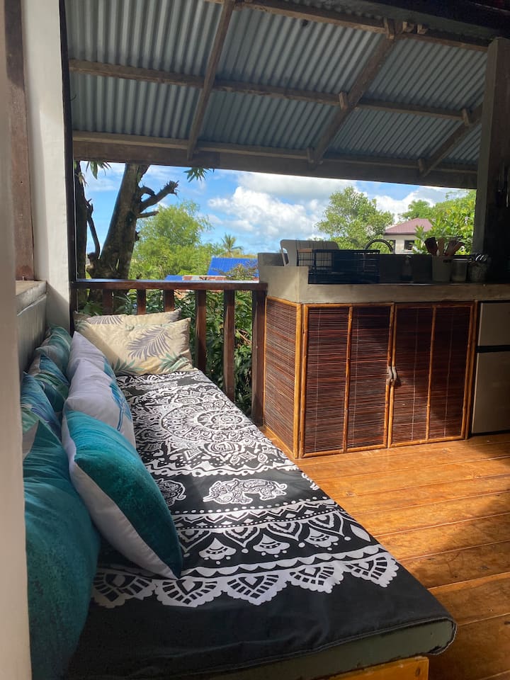 2 Bedroom Unit + Free Gym Use + Kitchenette - El Nido