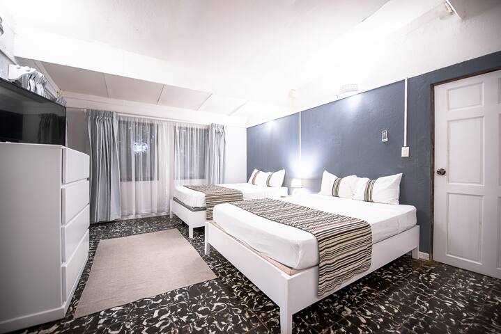 Lovely secure private Beachfront Room two Queen