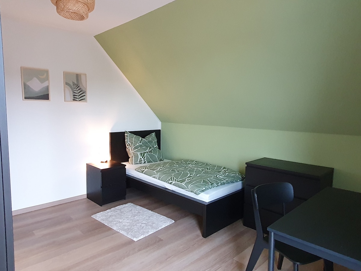 Gästezimmer links OG