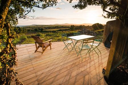 The Little Thatch Barn