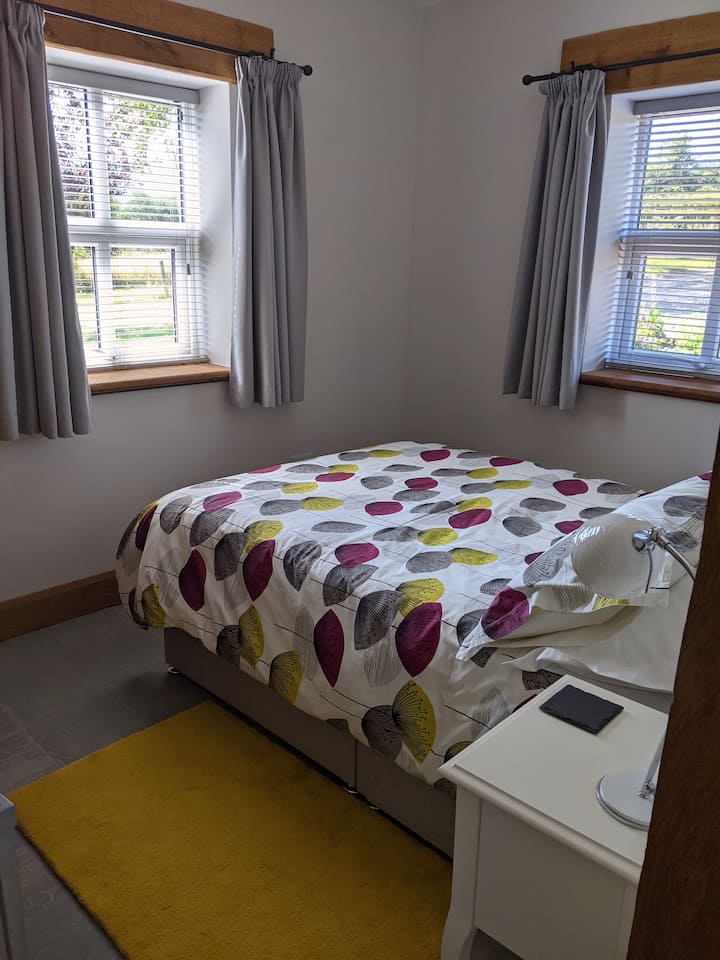 Mionekano miwili ya vipengele