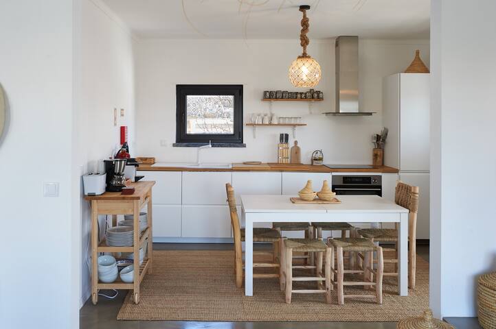 Ribeira D’Ilhas Surfhouse gallery image 3