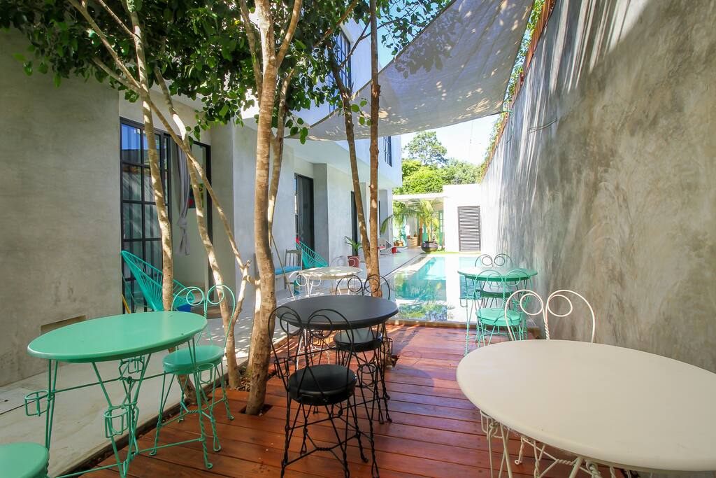 Communal space to enjoy your complimentary breakfast or just relax!