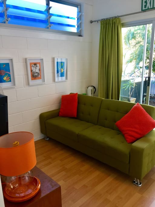 Lounge room with tea and coffee facilities