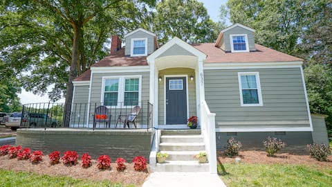 4bd/3bth Combined Cape Cod & Cottage | 5 Min to RH