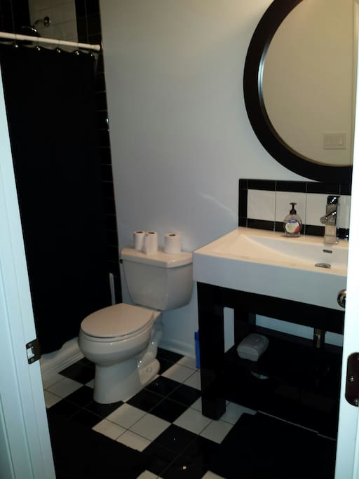 private full bathroom within bedroom