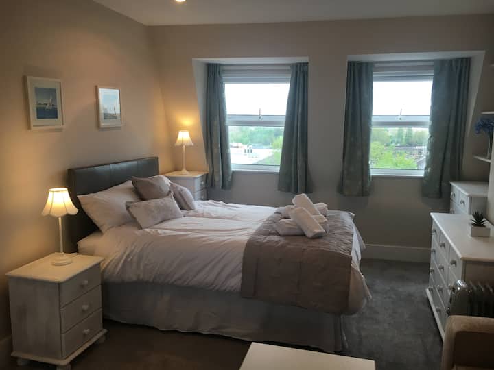 Top 24 Airbnb Vacation Rentals In Clapham, London, England Trip101