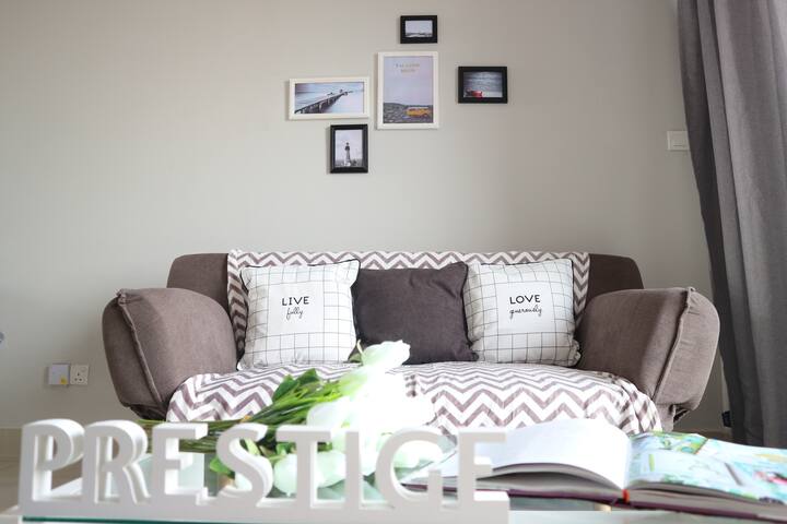 Prestige Sky 6 (A2-11) | Free WiFi