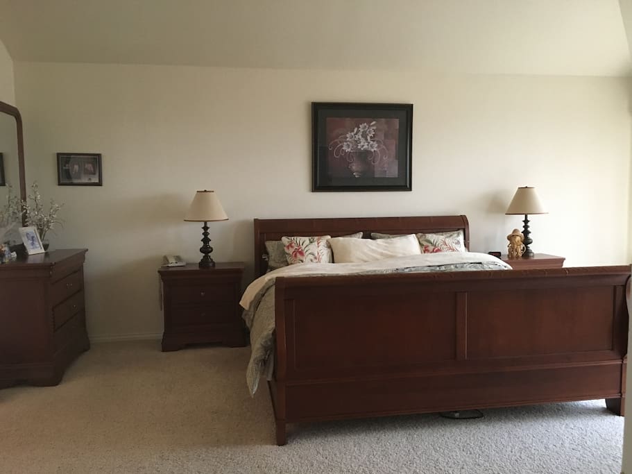 King size bed.