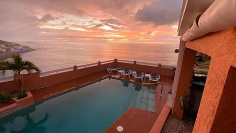 Breezy Sunrise in Paradise