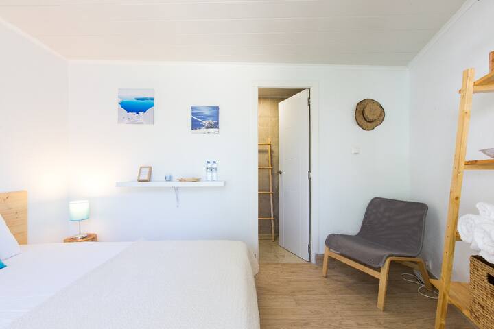 Cascais Beach Garden Villa gallery image 5