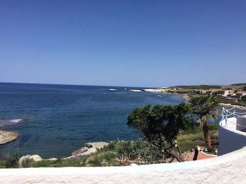 Villa Maria Chiara with garden and beachfront.