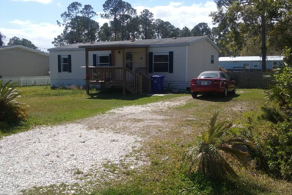 Nice and quiet. Fenced in back yard and plenty of parking.