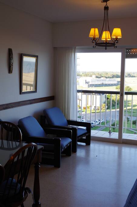 sillones confortables para disfrutar de la vista al mar
