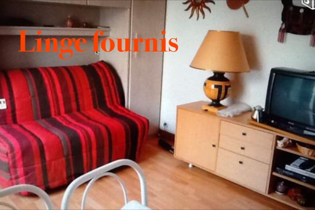 Draps et serviettes de toilette sont fournis