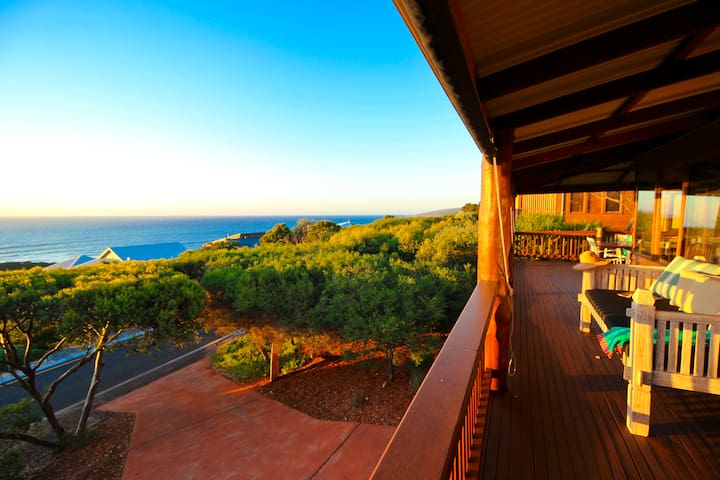 Mainbreak@Yallingup gallery image 4