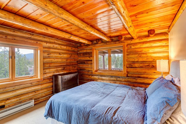 ห้องรับแขก # 2 - ชั้น 2