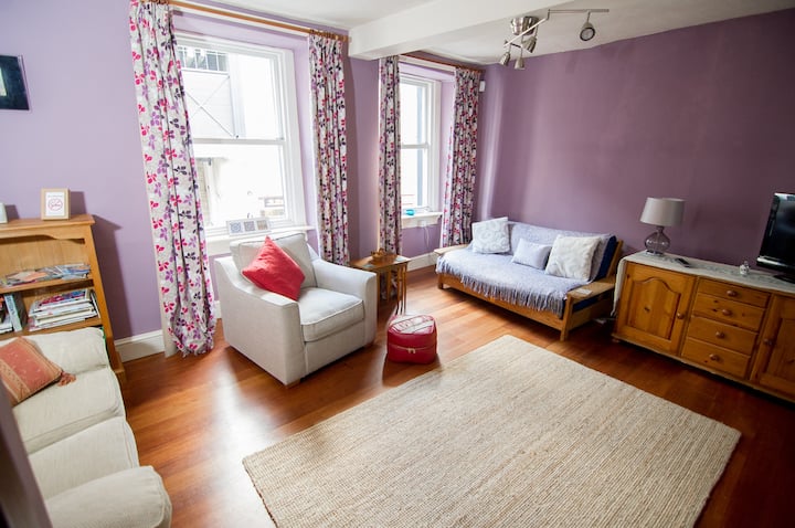 Lucy's Place: Spacious 2 Bedroom Apartment - Lancashire